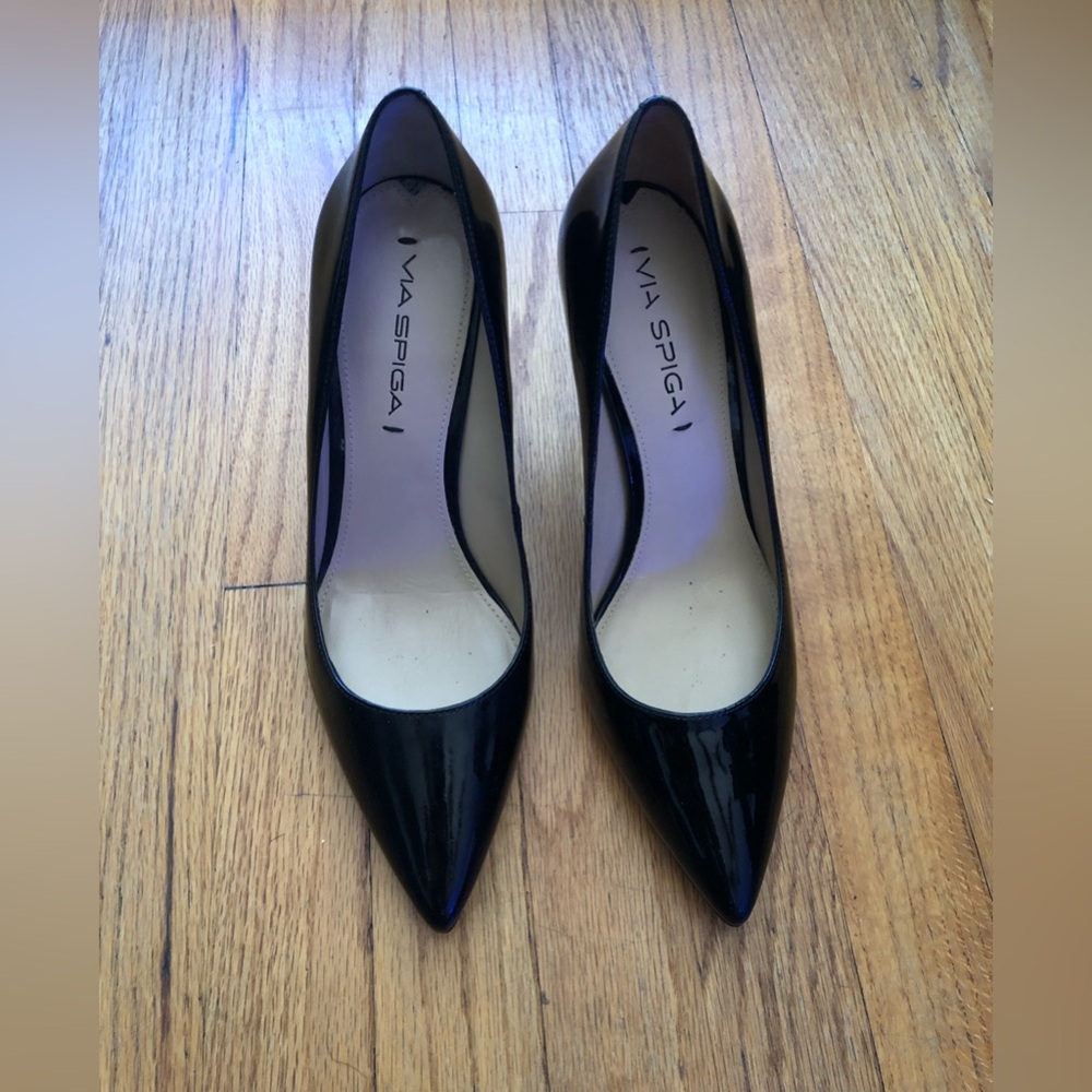 Via Spiga patent leather pumps size 7